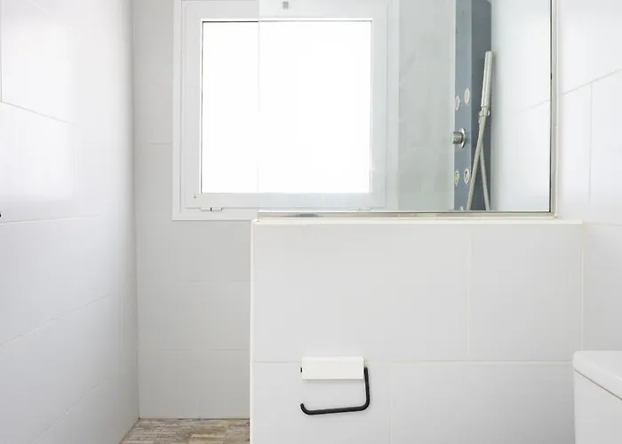 Minimalist La Pecera * Адехе