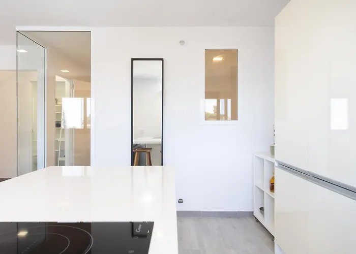 Апартаменти Minimalist La Pecera *